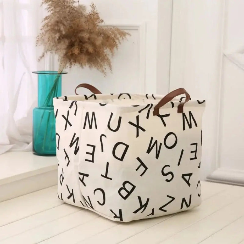 Panier à linge bebe avec motifs