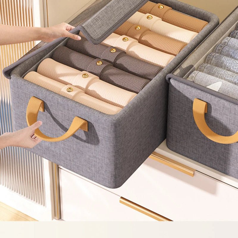 entier panier à linge dans meuble gris